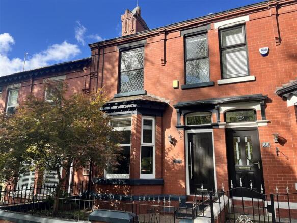 3 bed property, in Mellor Road, £320,000