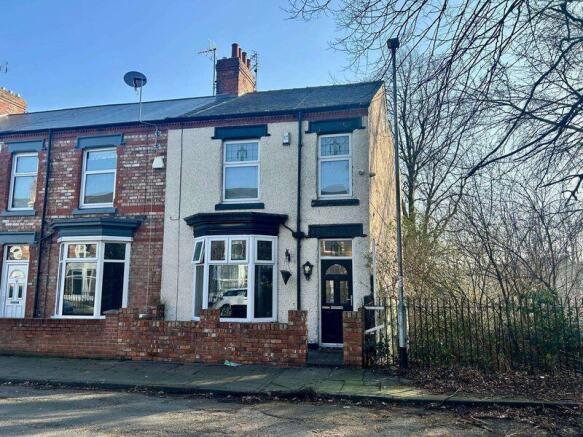 5 bed property, in Brook Terrace, £150,000