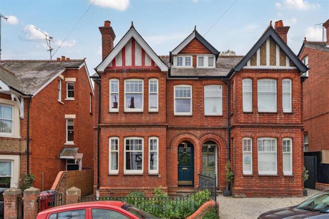 6 bed property, in St. Annes Road, £1,150,000
