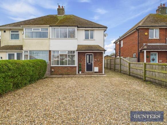 3 bed property, in Muston Road, £270,000