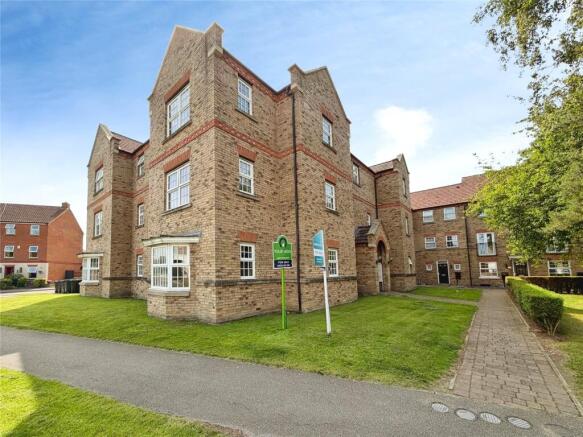 1 bed property, in Warren Lane, £85,000