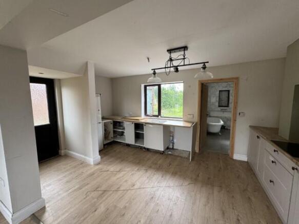 3 bed property, in 73 Sluice Road, £150,000