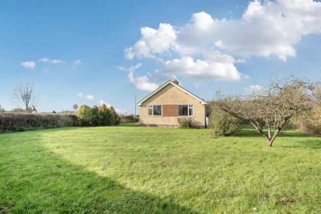 3 bed property, in Biddisham Lane, £340,000
