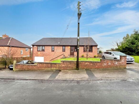 3 bed property, in Braunespath Estate, £335,000