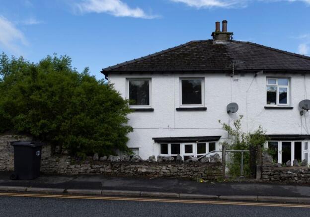 3 bed property, in 37 Natland Road, £100,000