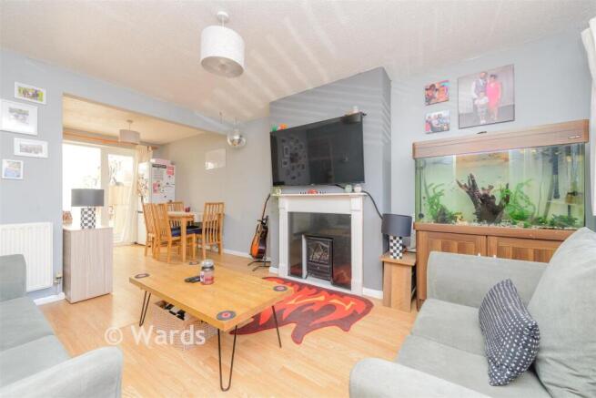 2 bed property, in Settington Avenue, £285,000
