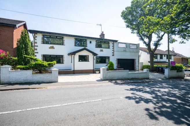 3 bed property, in Chorley Road, £450,000