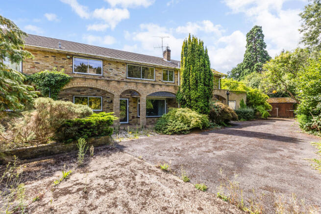 7 bed property, in Ruxbury Road, £3,000,000