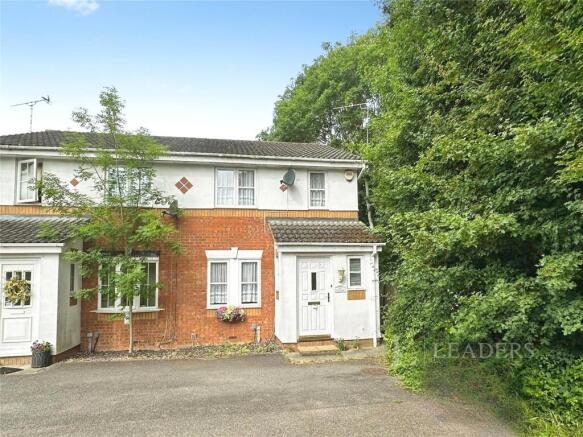 3 bed property, in Challinor, £400,000