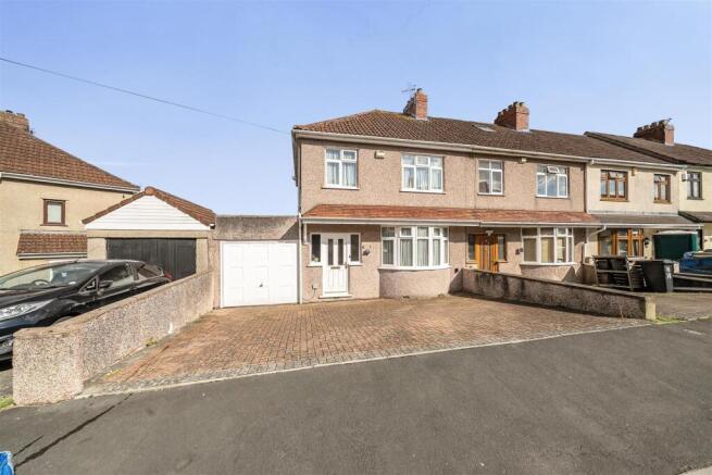 3 bed property, in Lewis Road, £375,000