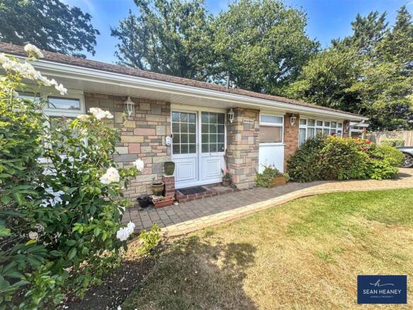 2 bed property, in Windmill Lane, £1,200,000