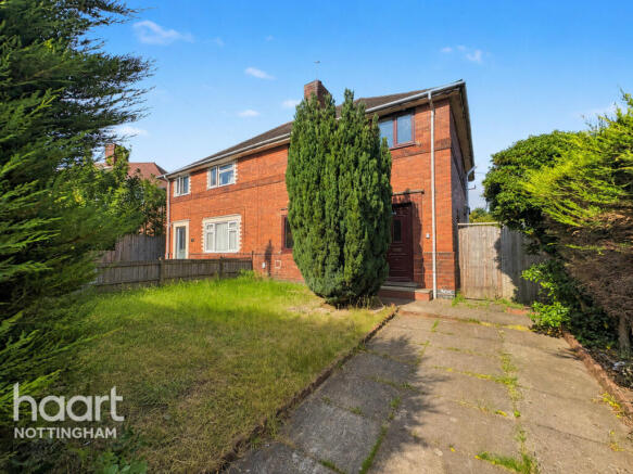 3 bed property, in Boundary Crescent, £260,000