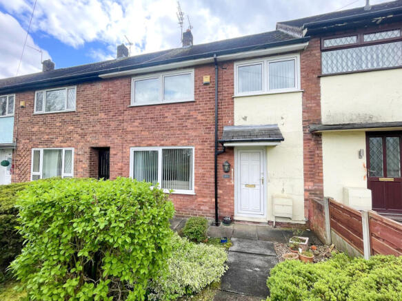 3 bed property, in Blackberry Lane, £185,000