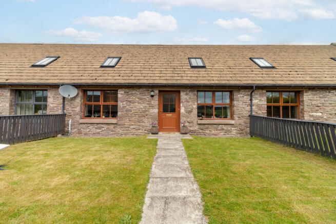 3 bed property, in Whigstreet, £200,000