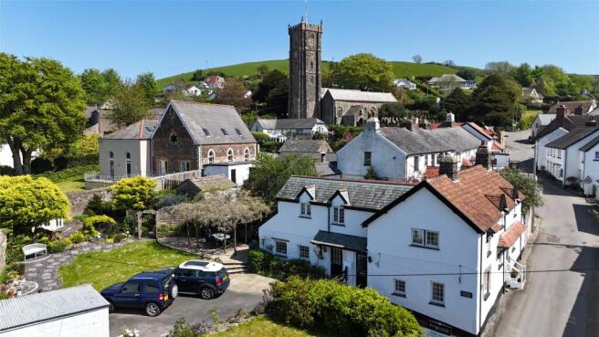 4 bed property, in Berrynarbor, £615,000