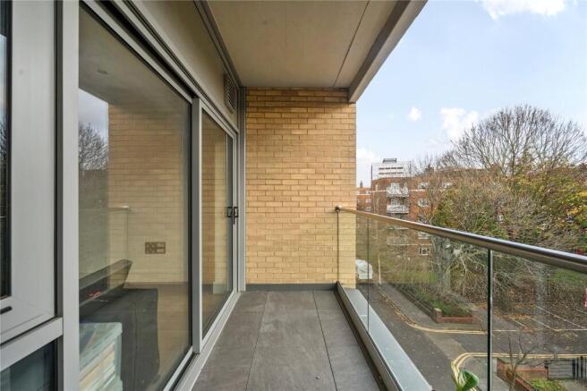 1 bed property, in Sawmill Studios Parr Street N1, £470,000