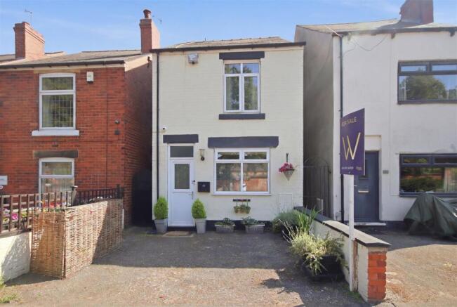2 bed property, in Ashgate Road, £260,000