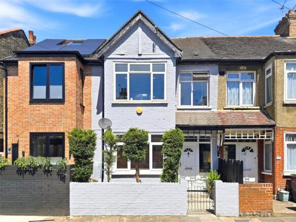 3 bed property, in Sherringham Avenue, £650,000