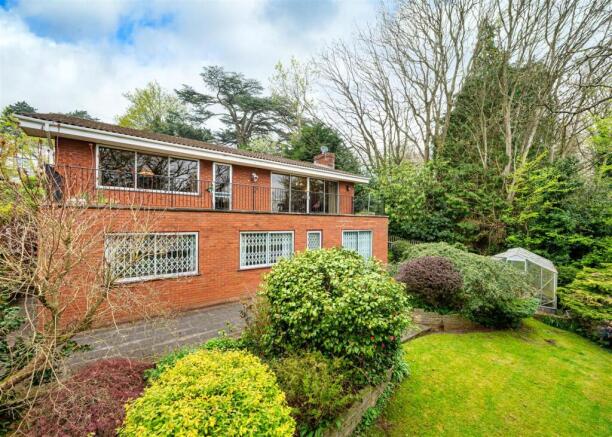 4 bed property, in 37 Ormes Lane, £675,000
