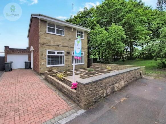 3 bed property, in Filley Royd, £280,000