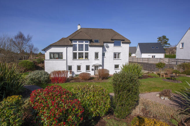5 bed property, in Eilean Fraoich, £690,000