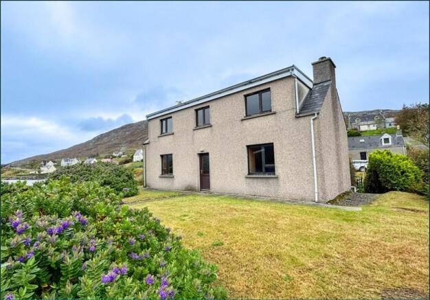 4 bed property, in West Tarbert HS3, £180,000