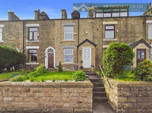 3 bed property, in Manchester Road, £350,000