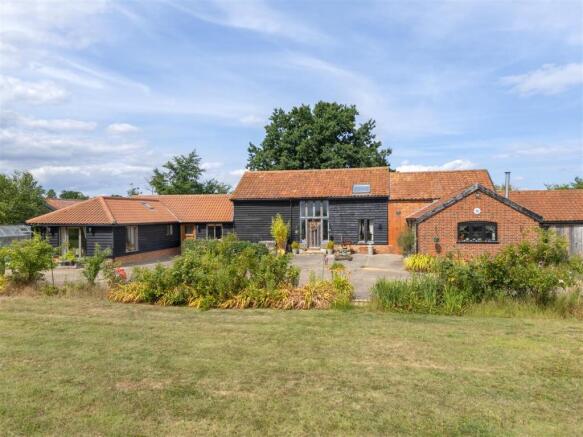 4 bed property, in Wissett Road, £880,000
