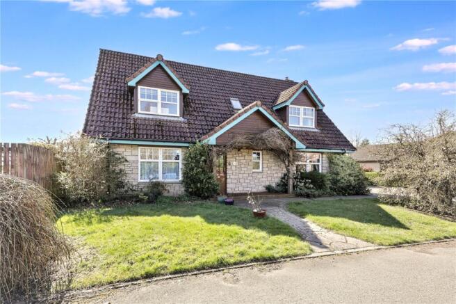 4 bed property, in Arthurfield Green KY15, £330,000
