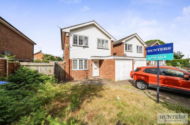 4 bed property, in Carlton Road, £475,000