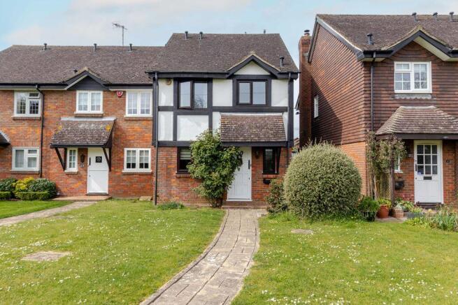 3 bed property, in Clerks Croft, £585,000