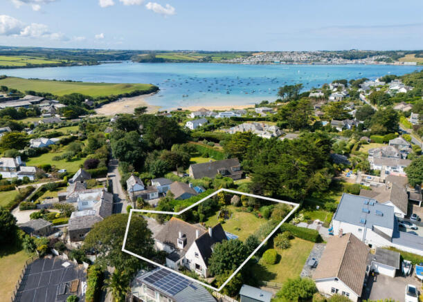 4 bed property, in Tewennow, £1,850,000