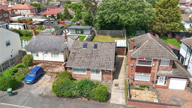 3 bed property, in Carnsdale Road, £250,000