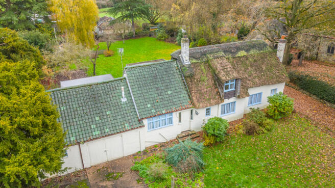 4 bed property, in Station Road, £525,000