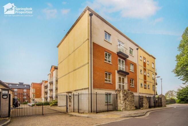 2 bed property, in The Greenwich, £220,000