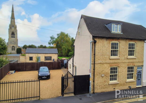 4 bed property, in St Marys Street, £400,000