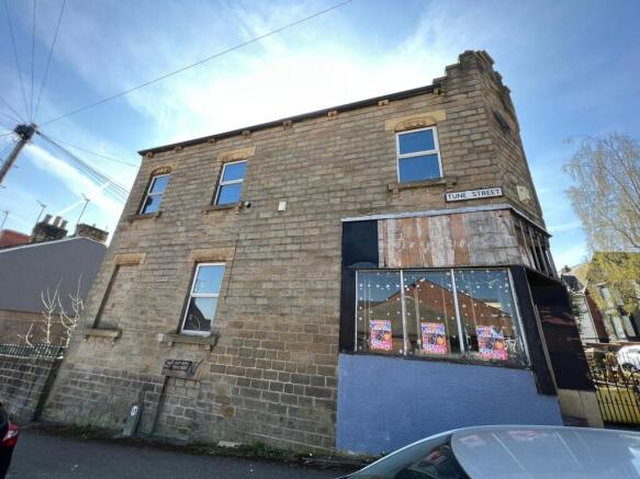 4 bed property, in 178. Sheffield Road, £65,000