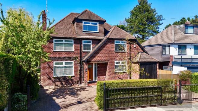 5 bed property, in Beechpark Avenue, £700,000