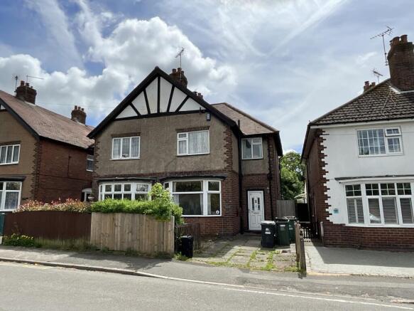 3 bed property, in Grange Street, £120,000