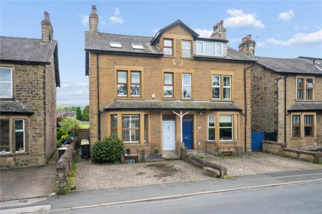 4 bed property, in Hornby Road, £430,000