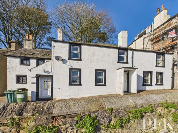 4 bed property, in Papcastle, £350,000