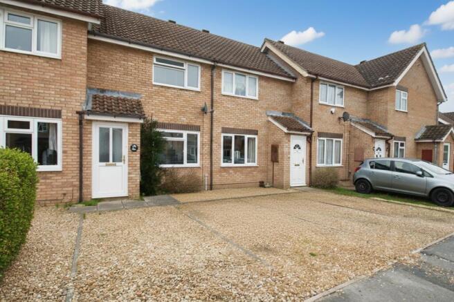 1 bed property, in Hawthorn Close, £230,000
