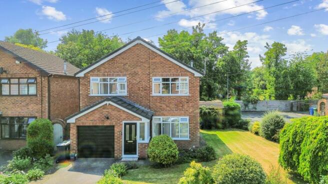 3 bed property, in Gayhurst Avenue, £340,000