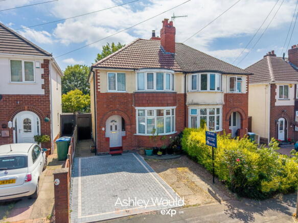 3 bed property, in Trejon Road, £190,000