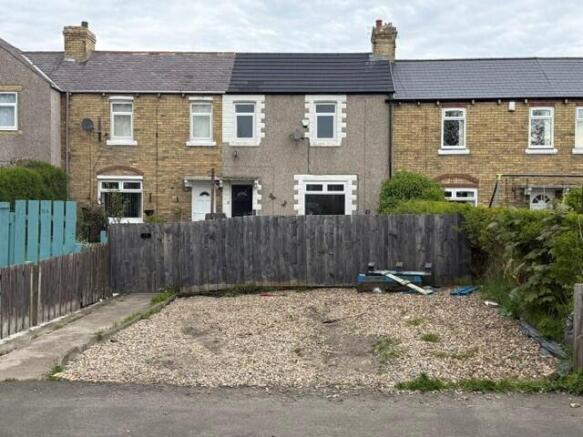 2 bed property, in Dalton Avenue, £65,000