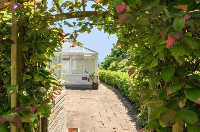 4 bed property, in West Charleton, £925,000
