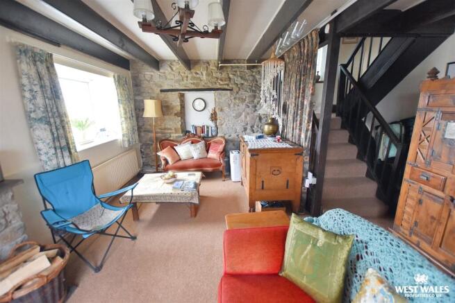 3 bed property, in Roch, £200,000