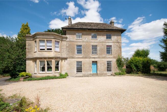 10 bed property, in Cranhams Lane, £1,450,000