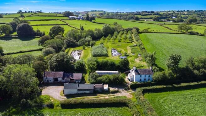 2 bed property, in Llangeitho, £399,950