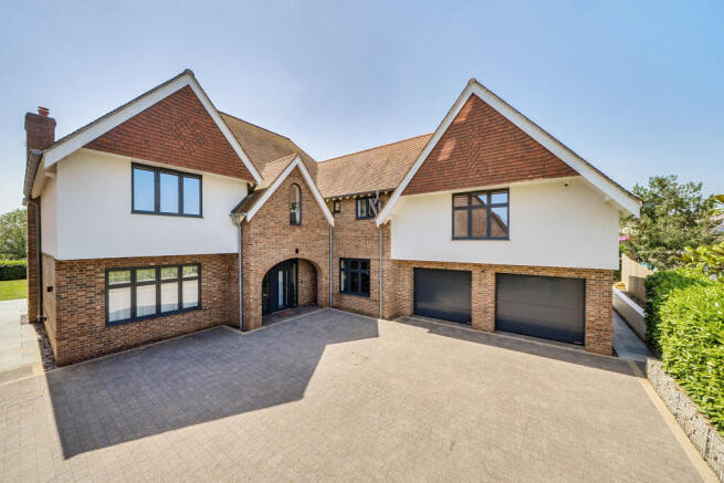 6 bed property, in Highview, £1,600,000